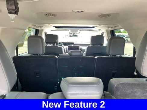Used 2025 Ford Expedition Max Active AWD/4WD image 33