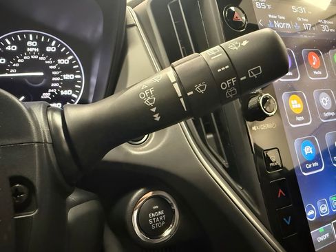 Used 2025 Subaru Crosstrek 2.0i Premium AWD/4WD image 20