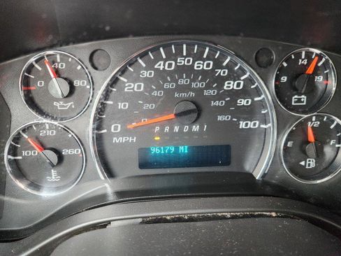 Used 2018 Chevrolet Express 3500 w/ Power Convenience Package image 29