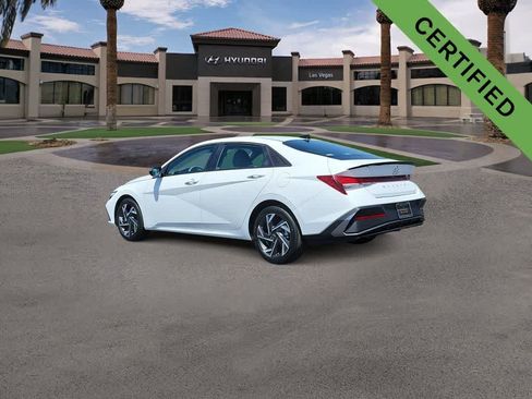 Used 2025 Hyundai Elantra Sport FWD image 6