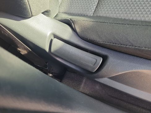 Used 2020 Kia Soul LX FWD image 9
