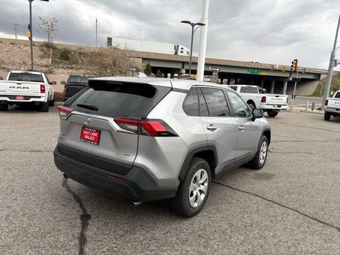 Used 2024 Toyota RAV4 LE AWD/4WD image 6