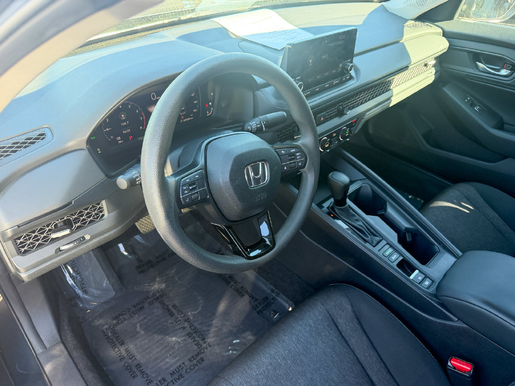 Used 2024 Honda Accord EX image 11