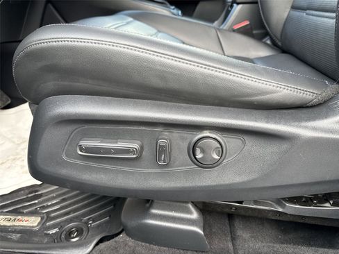 Used 2025 Honda CR-V EX-L image 14