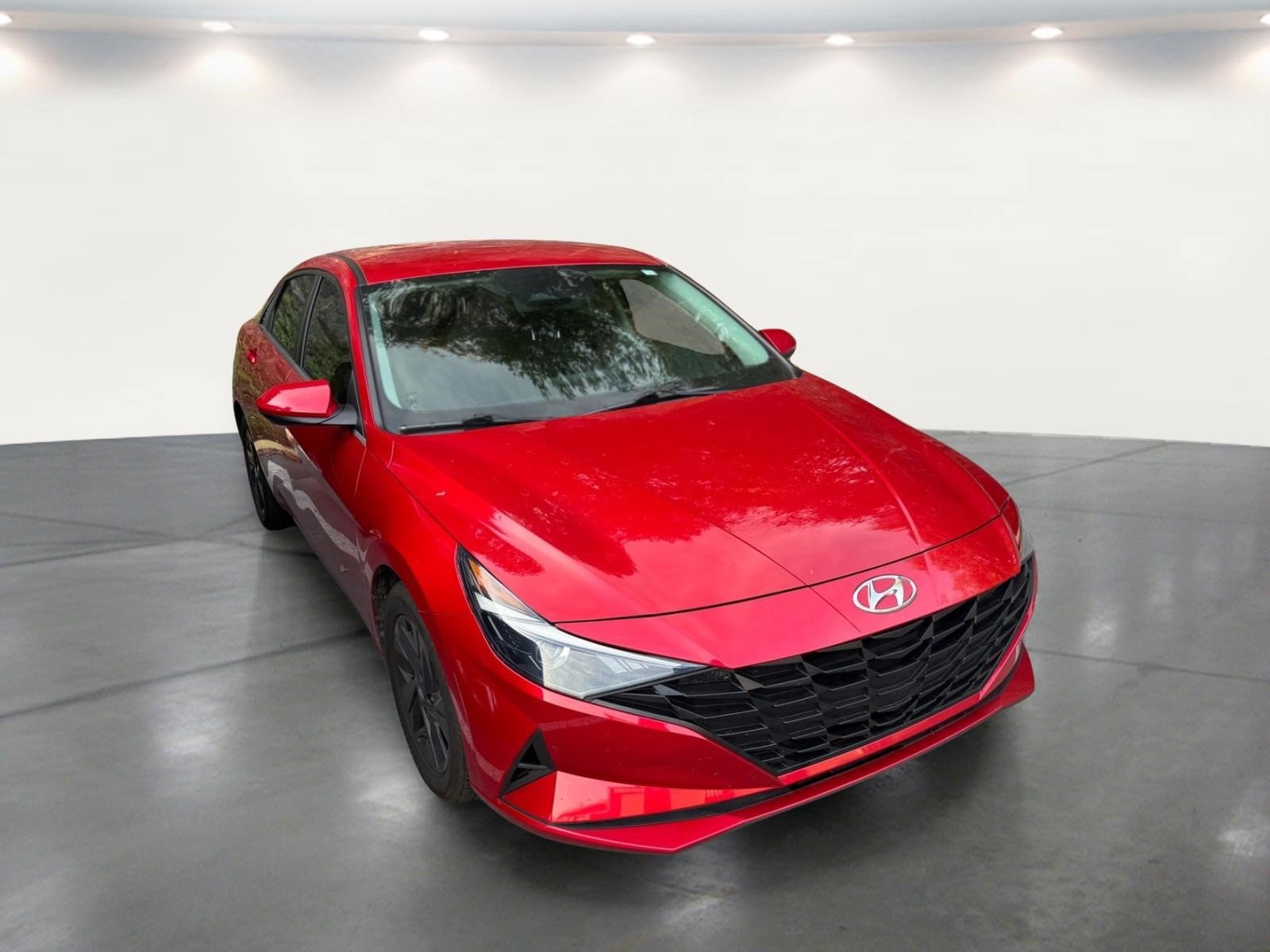 Used 2023 Hyundai Elantra SEL w/ Cargo Package FWD image 8