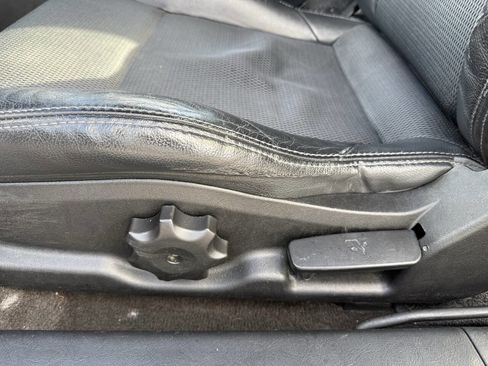 Used 2008 Hyundai Tiburon image 12