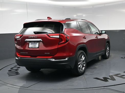 Used 2022 GMC Terrain SLT AWD/4WD image 9