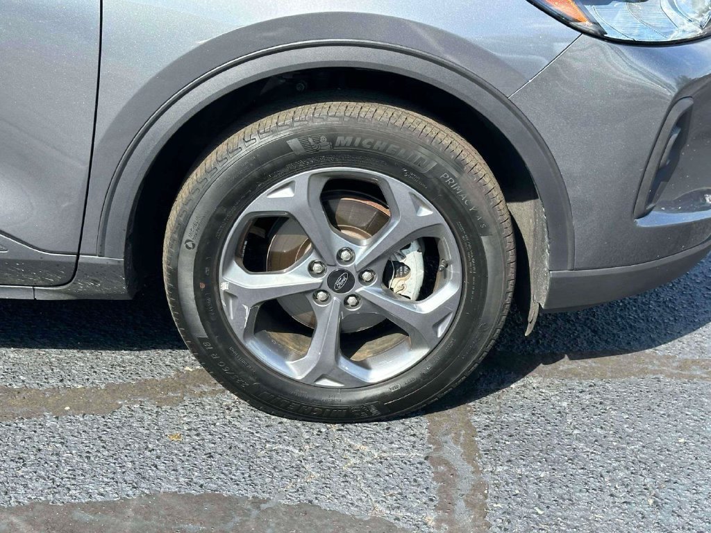 Used 2025 Ford Escape ST-Line Select AWD/4WD image 7