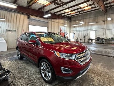 Used 2015 Ford Edge Titanium w/ Equipment Group 301A FWD image 4