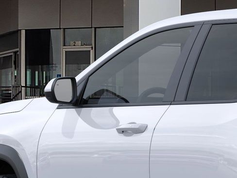 New 2026 Chevrolet Equinox LT image 12