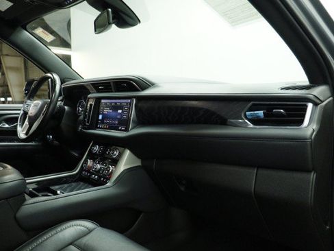 Used 2021 GMC Yukon XL Denali RWD image 20