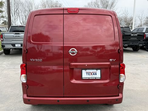 Used 2021 Nissan NV200 SV image 6