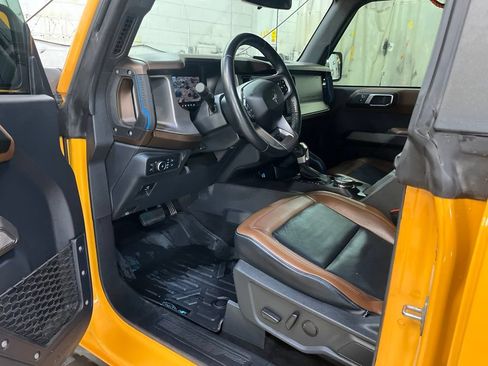 Used 2022 Ford Bronco Outer Banks AWD/4WD image 11