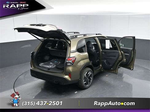 Certified 2025 Subaru Forester Limited image 32
