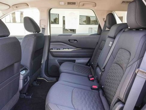 Used 2025 Nissan Pathfinder SV w/ Cargo Package FWD image 22