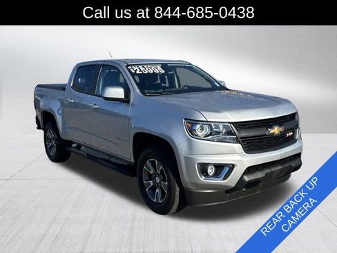Used 2019 Chevrolet Colorado Z71 image 3