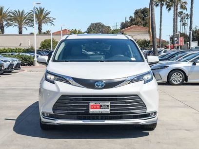 Used 2023 Toyota Sienna XLE