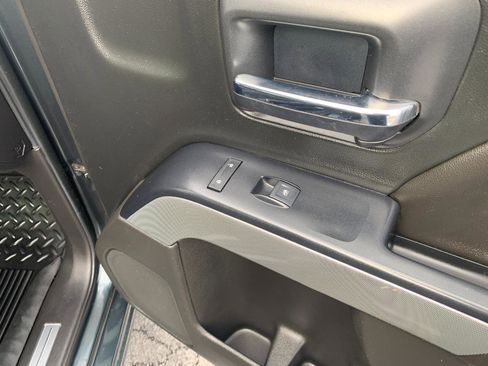 Used 2018 Chevrolet Silverado 1500 LT w/ All Star Edition AWD/4WD image 38