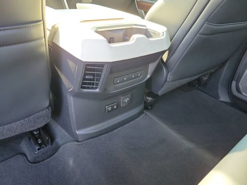 Used 2024 Toyota Tundra Capstone AWD/4WD image 13