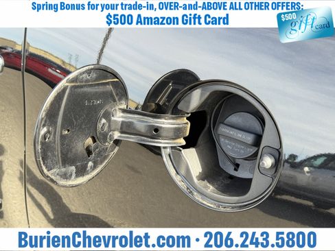 Used 2017 Chevrolet Traverse Premier image 35