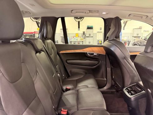 Used 2023 Volvo XC90 B5 Plus AWD/4WD image 27