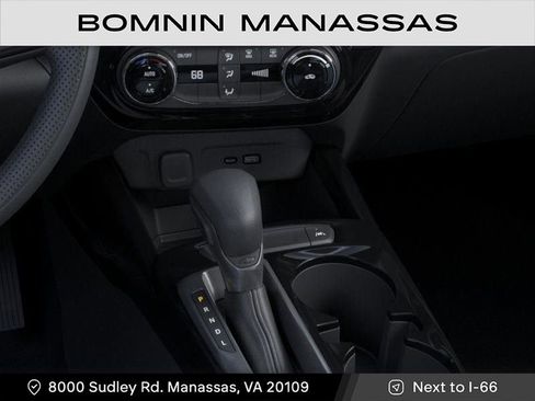 New 2025 Chevrolet Trax LT image 23