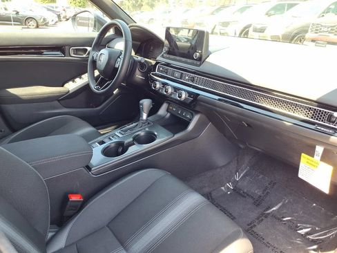 Used 2025 Honda Civic Sport image 12