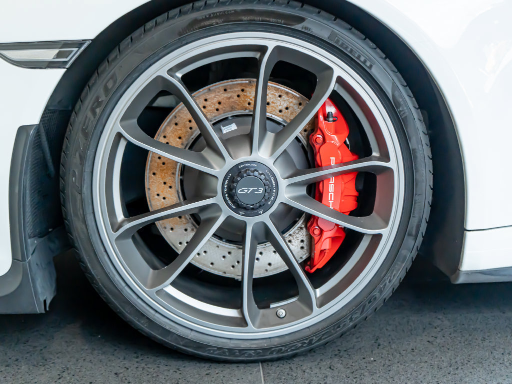 Certified 2014 Porsche 911 GT3 RWD image 11
