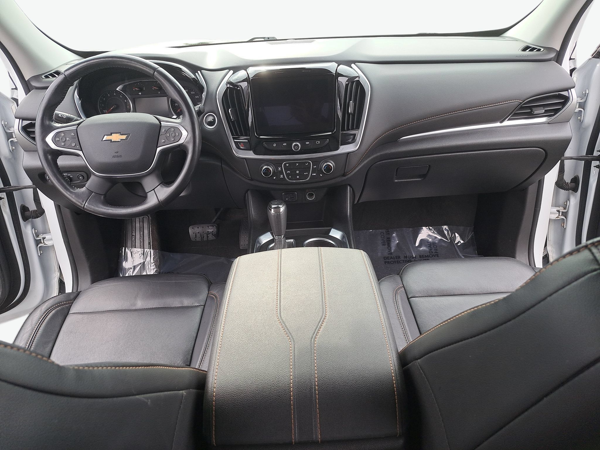Used 2020 Chevrolet Traverse LT w/ LT Premium Package AWD/4WD image 10