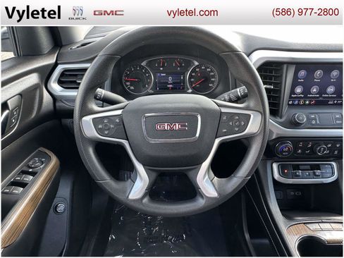 Certified 2023 GMC Acadia SLE w/ Driver Convenience Package image 14
