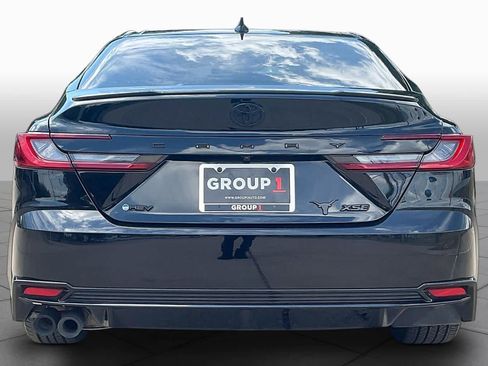 Used 2025 Toyota Camry XSE FWD image 5