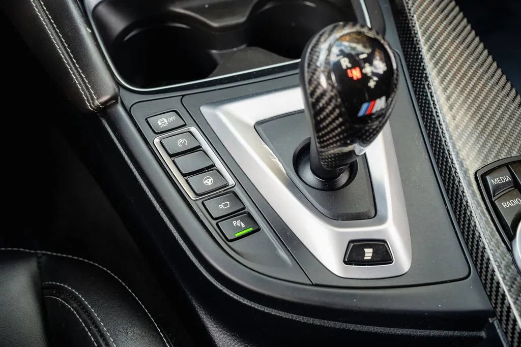 Used 2016 BMW M3 RWD image 26