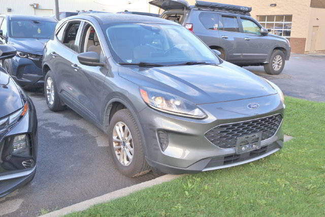 Used 2022 Ford Escape SE w/ Convenience Package AWD/4WD image 6