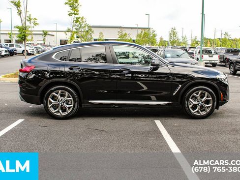 Used 2025 BMW X4 xDrive30i image 9