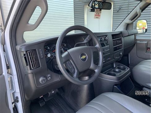 Used 2021 Chevrolet Express 2500 w/ Driver Convenience Package RWD image 27