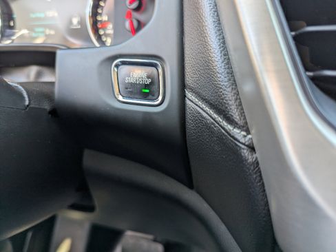 Certified 2019 GMC Acadia Denali AWD/4WD image 19