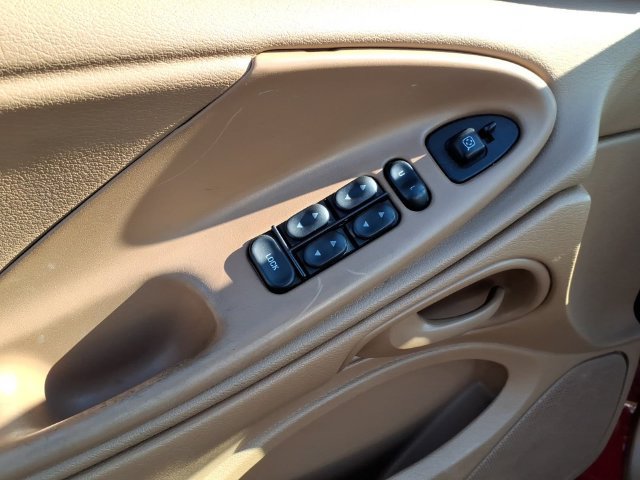 Used 1998 Ford Mustang GT RWD image 15