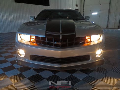 Used 2010 Chevrolet Camaro SS w/ LPO, Ground Effects Package RWD image 54