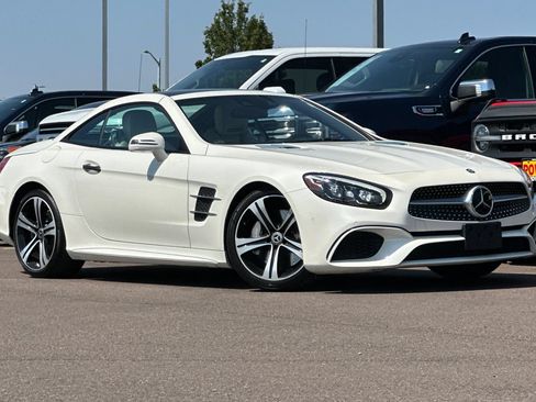 Used 2017 Mercedes-Benz SL 450 image 3