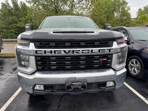 Used 2021 Chevrolet Silverado 2500 LT w/ Convenience Package AWD/4WD image 3