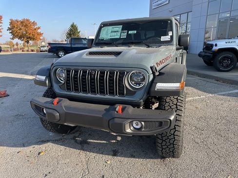 New 2026 Jeep Gladiator Mojave w/ Safety Group image 10