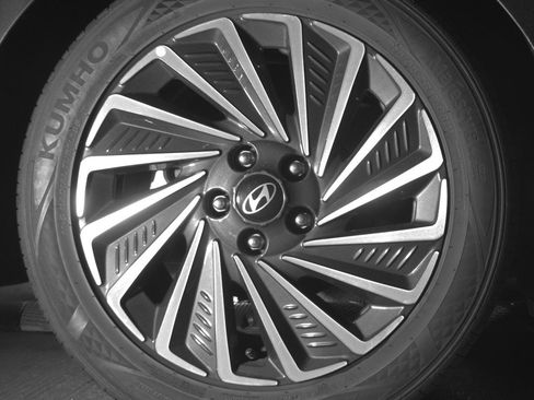 Used 2025 Hyundai Sonata SEL image 15