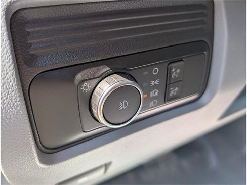 New 2025 Ford F350 XL w/ XL Chrome Package image 15