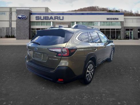 Used 2025 Subaru Outback Premium w/ Popular Package #1A AWD/4WD image 5
