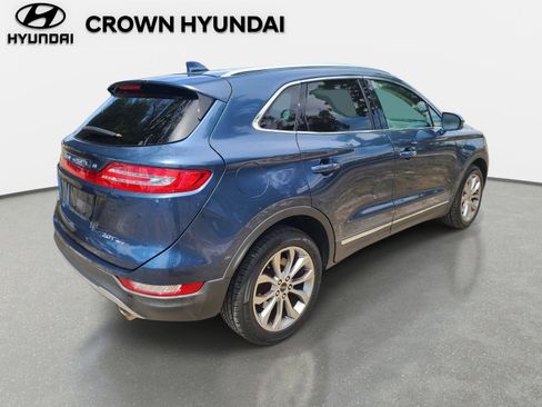 Used 2018 Lincoln MKC Select w/ Select Plus Package AWD/4WD image 4