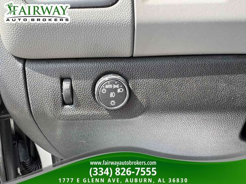 Used 2019 Chevrolet Colorado LT w/ LT Convenience Package RWD image 16