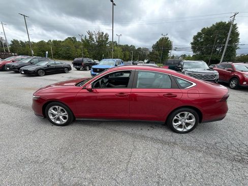 Used 2023 Honda Accord LX image 5