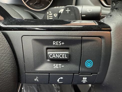 Used 2021 Nissan Rogue SV w/ Premium Package AWD/4WD image 15