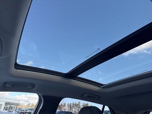 Used 2021 Buick Encore GX Select w/ Experience Buick Package image 26