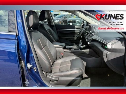 Used 2024 Nissan Altima 2.5 SR FWD image 21